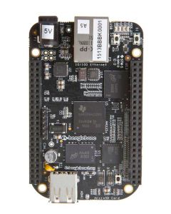 Foto av framsida på Beaglebone black, kortsidan med usb och micro-sd neråt